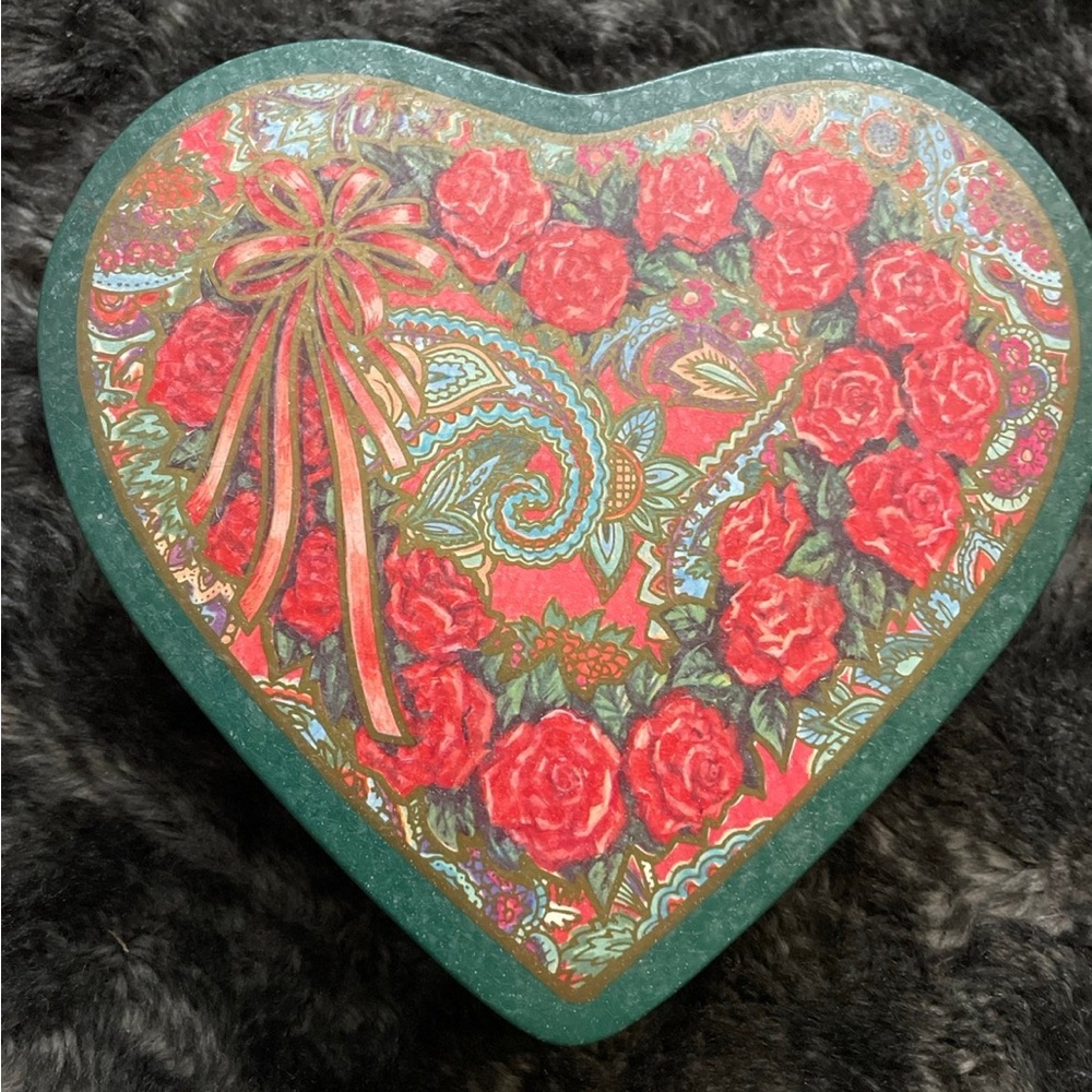 Vintage Heart Shaped Holiday Tin 7” x 7”